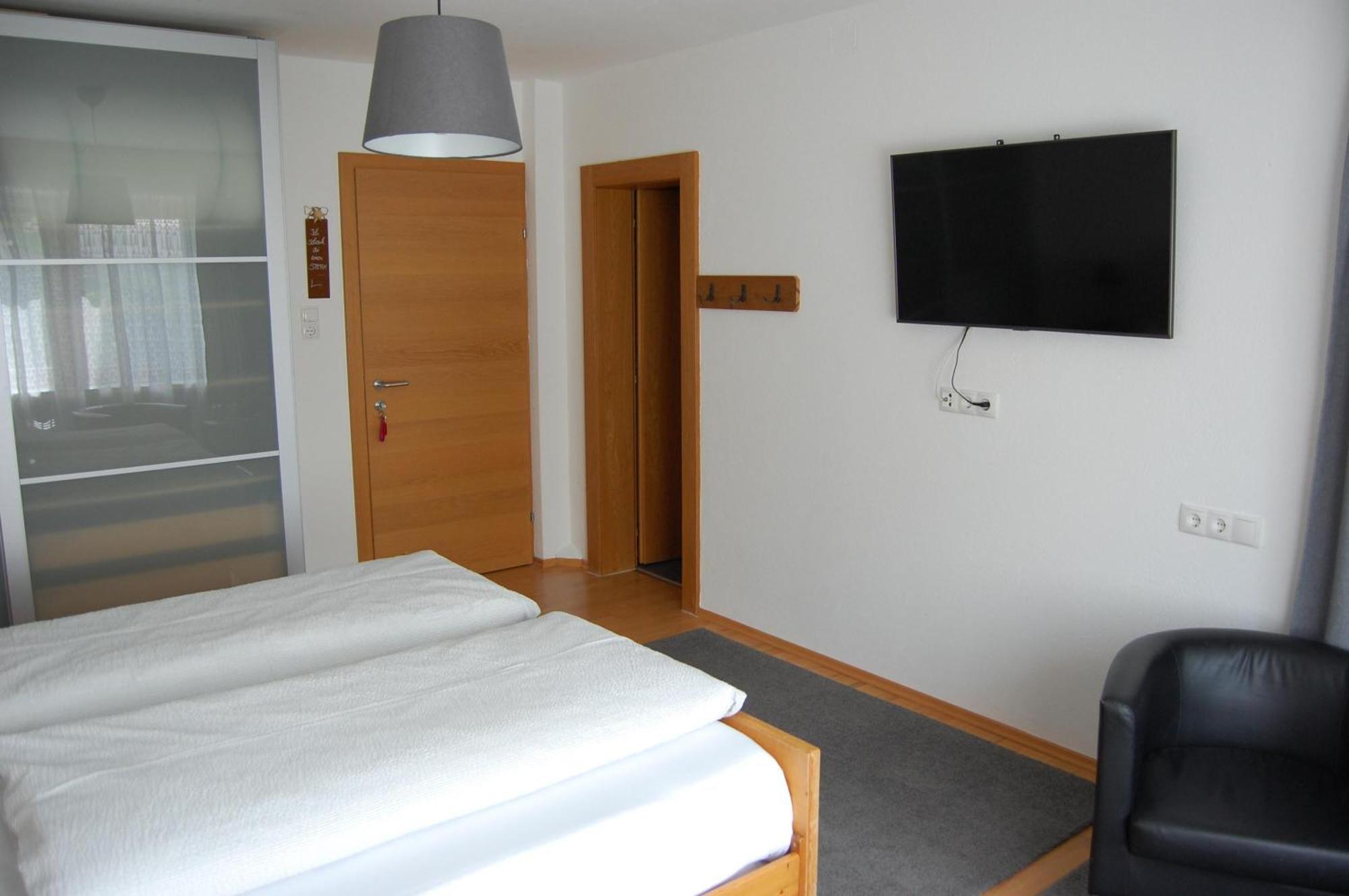 Haus Hager Bed & Breakfast ชลิทเทอร์ส ภายนอก รูปภาพ